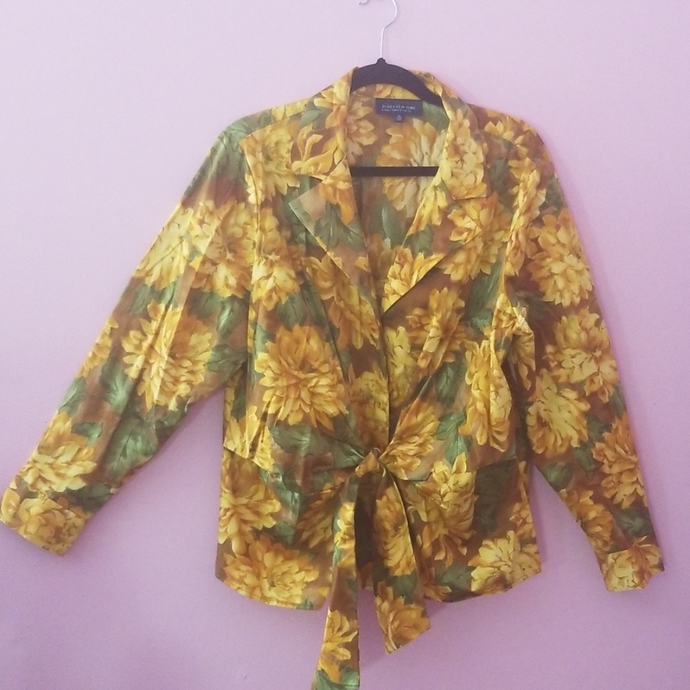 Jones New York Floral Button Down Top EUC
